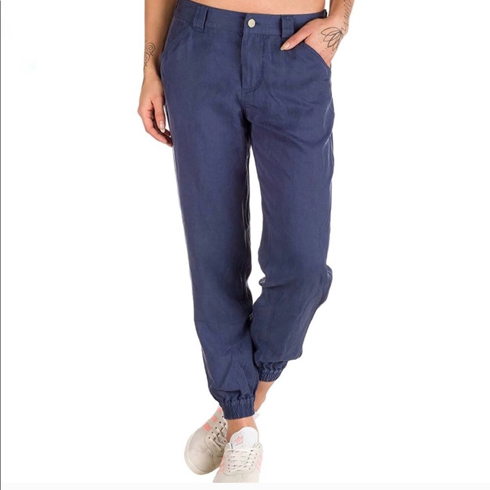 Patagonia | Worn Wear Edge Win Joggers Size 0